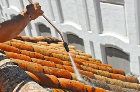 Nettoyage de toitures - Cocherel